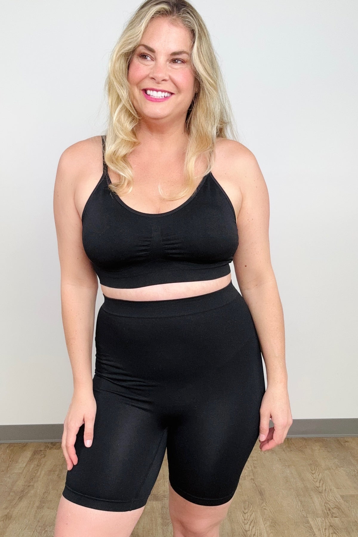 BLACK - FawnFit Solid Seamless Sports Bra & Butt Lift Shorts Set - 2 colors - Ships from The US - Active Sets at TFC&H Co.