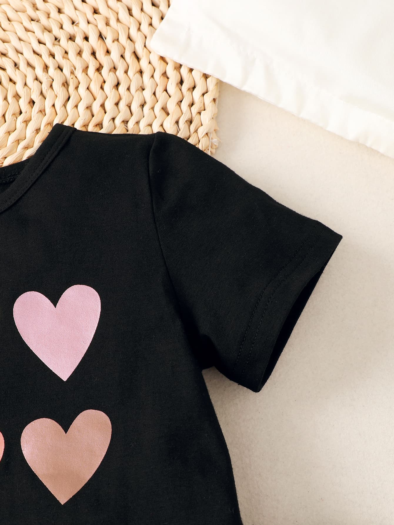 BLACK - Girls Heart Print T-Shirt and Joggers Set - girls top & pants set at TFC&H Co.