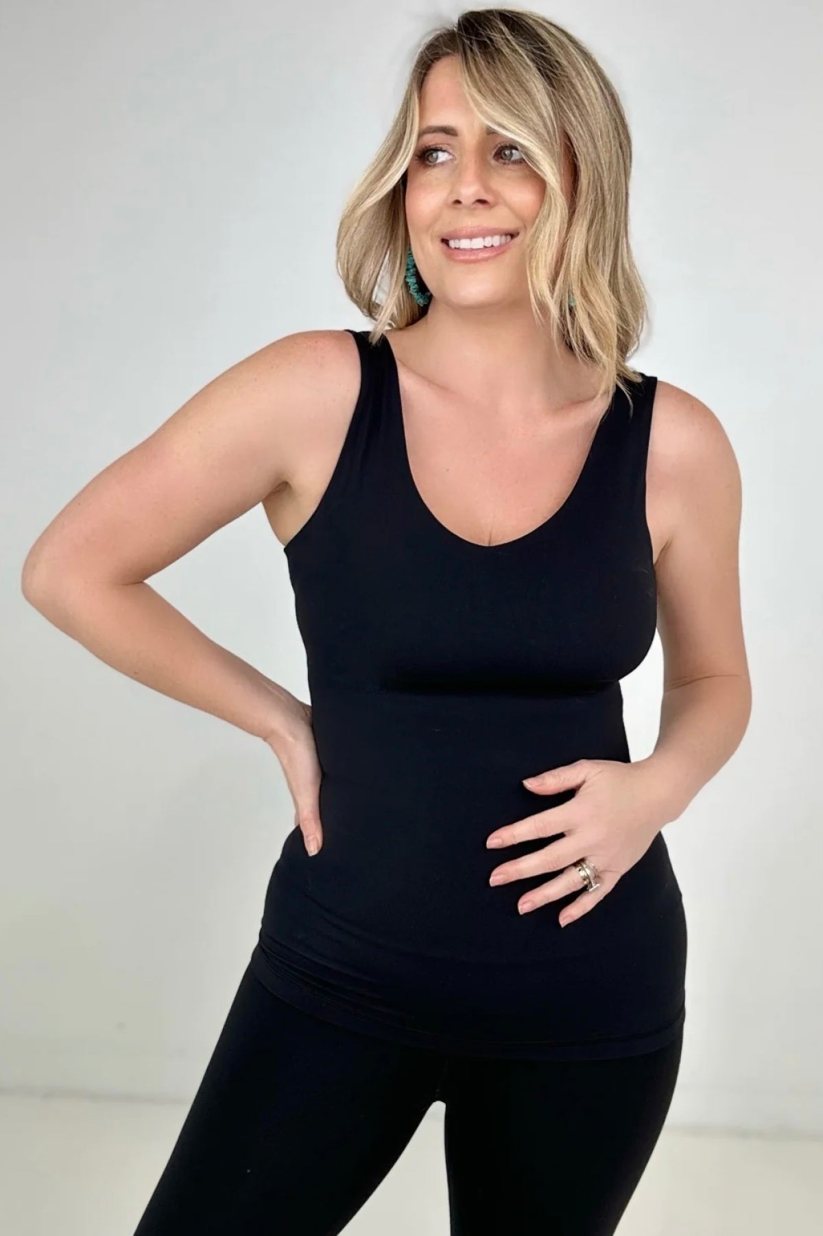 BLACK 7 Colors - FawnFit Long Length Lift Tank 2.0 - Ships from The US - Tank Tops & Camis at TFC&H Co.