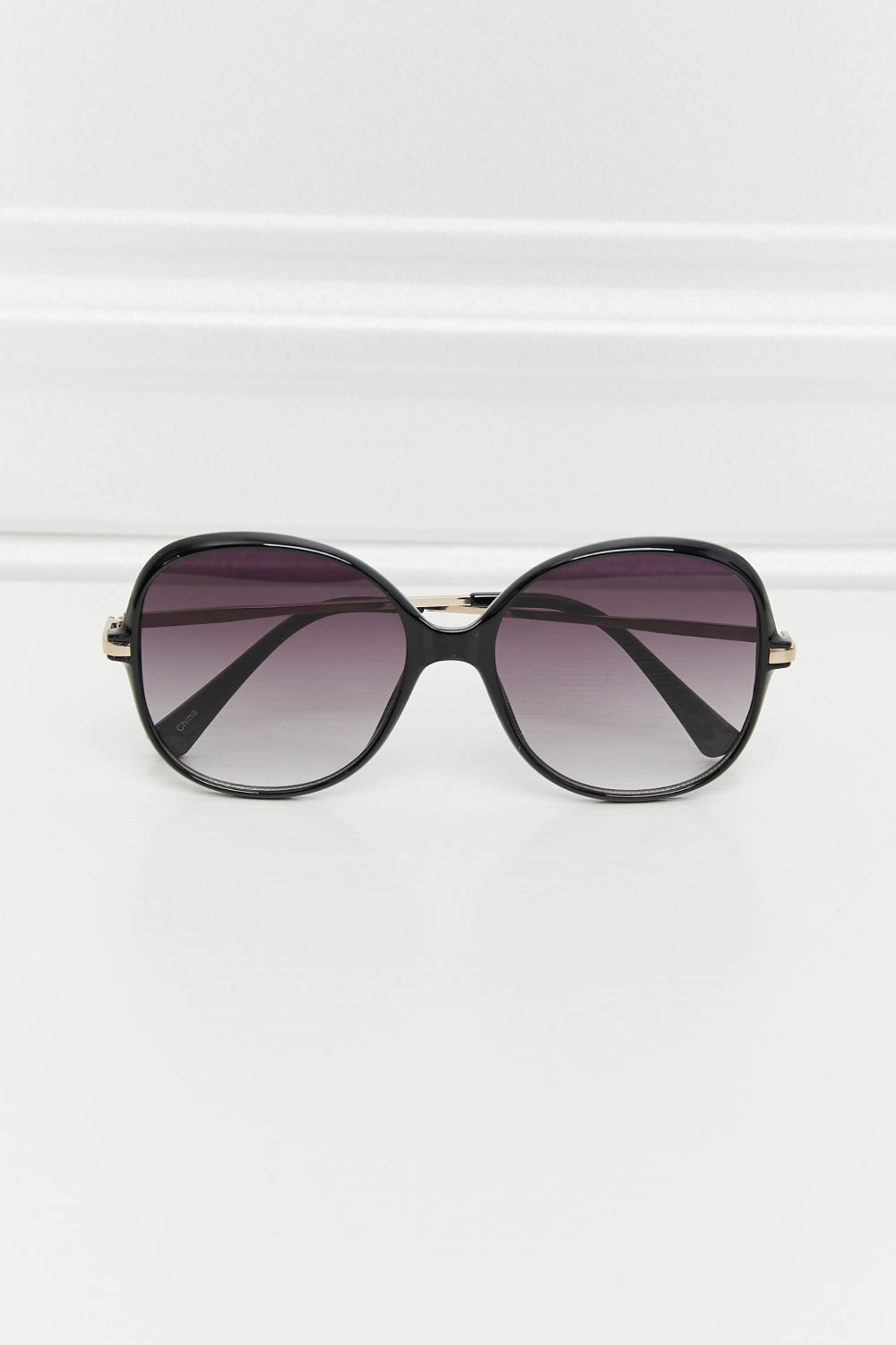 Metal-Plastic Hybrid Full Rim Sunglasses - 2 colors - Sunglasses at TFC&H Co.