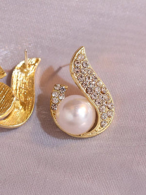 - Rhinestone & Faux Pearl Decor Stud Earrings - earrings at TFC&H Co.